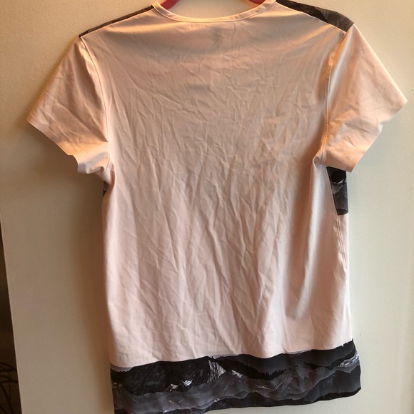 Brand new lululemon Snapshot Tee misty mountain - Picture 7 of 7